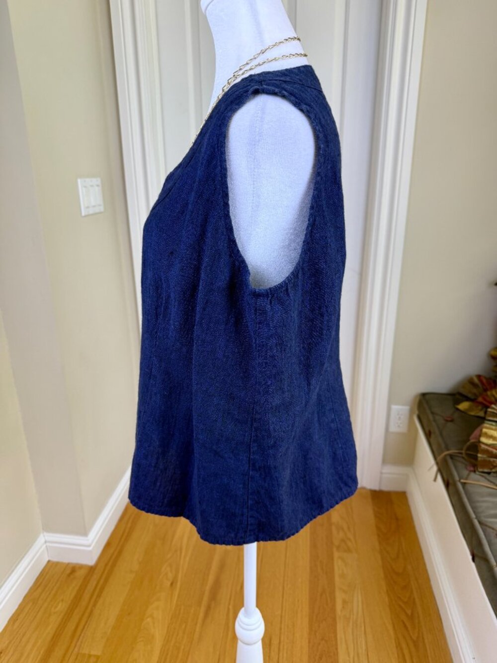 Flax Linen Top Dark Blue Sleeveless Scoop Neck (M) - Picture 3 of 8